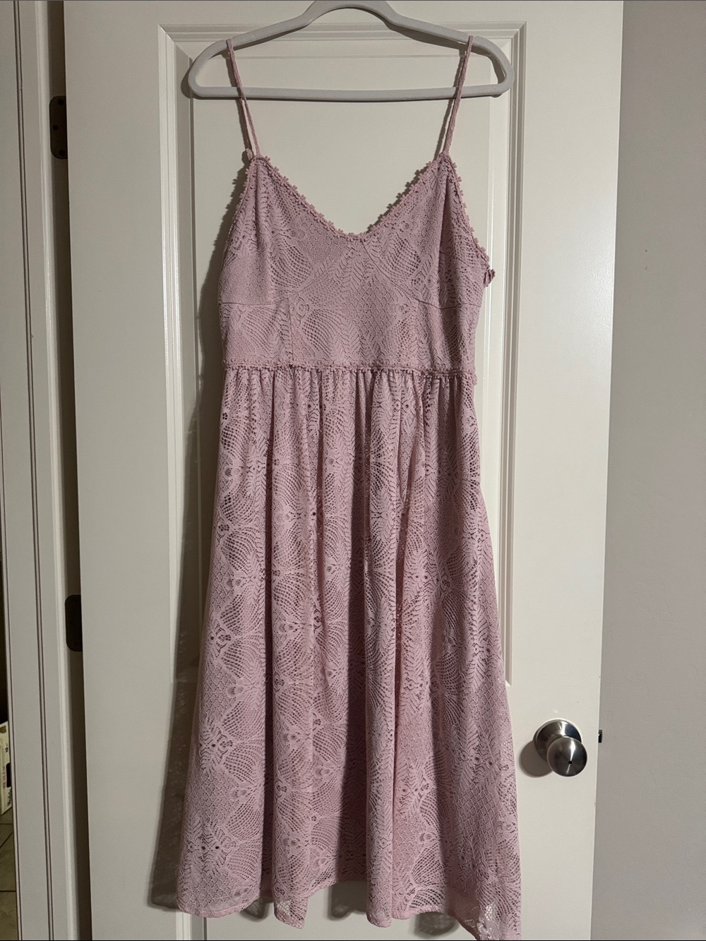 Girls Lace Spaghetti-Strap Dress in Light Pink